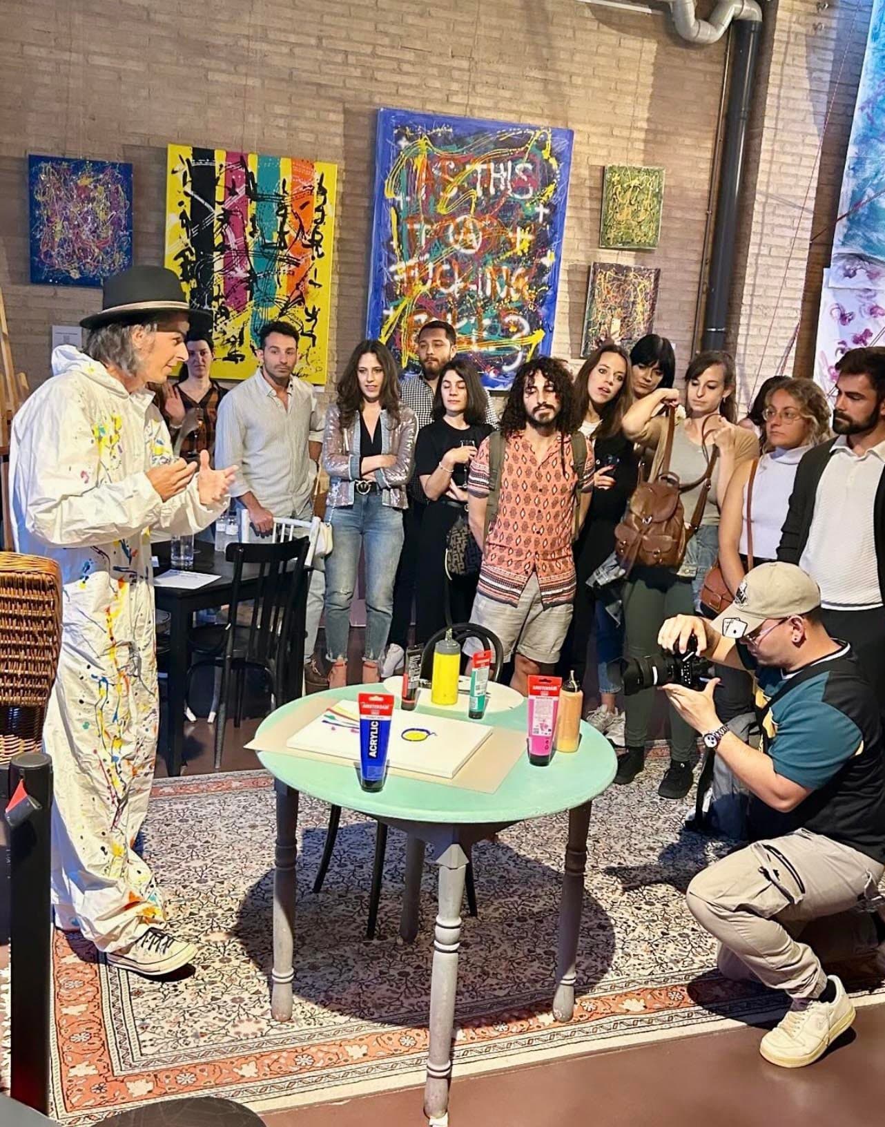 Live Painting Performance: An Immersive Experience in Barcelona