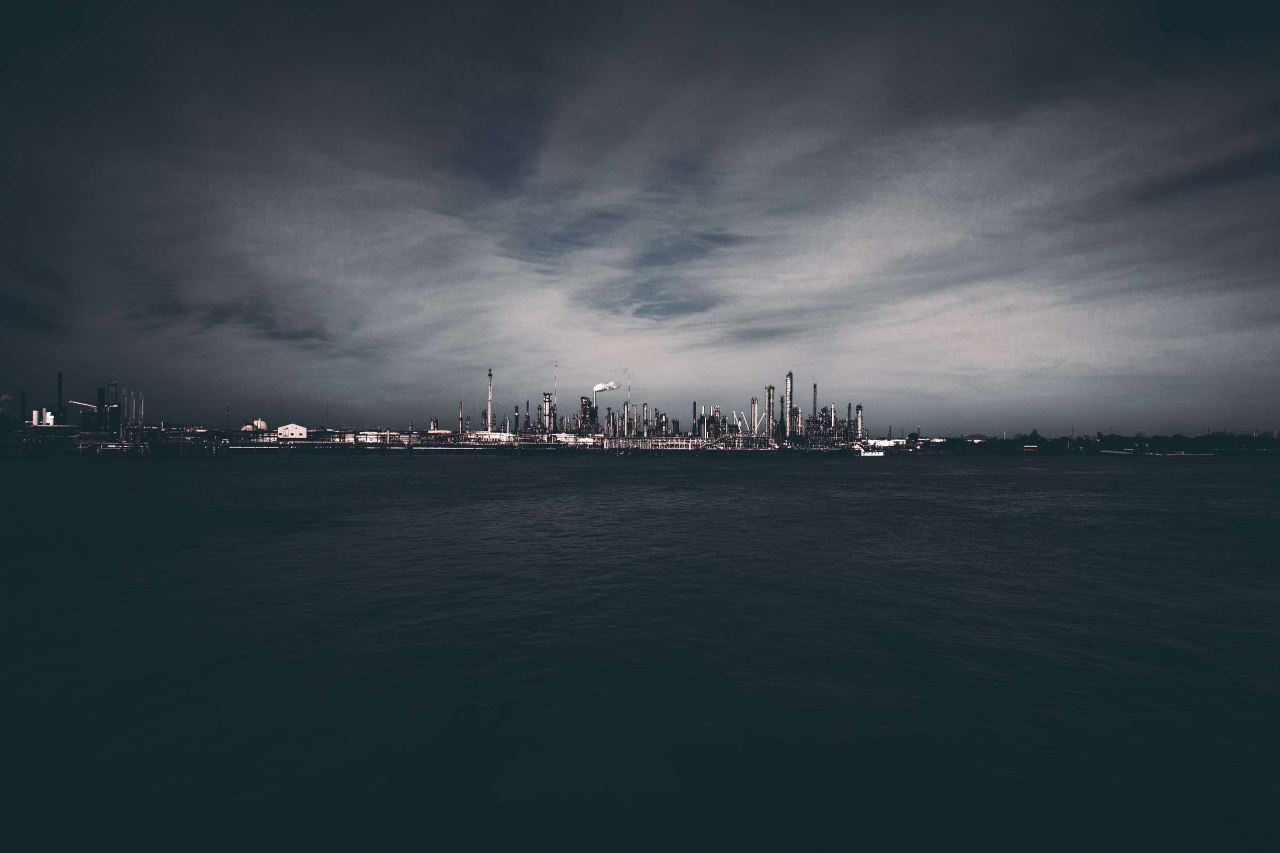 Oil refinery