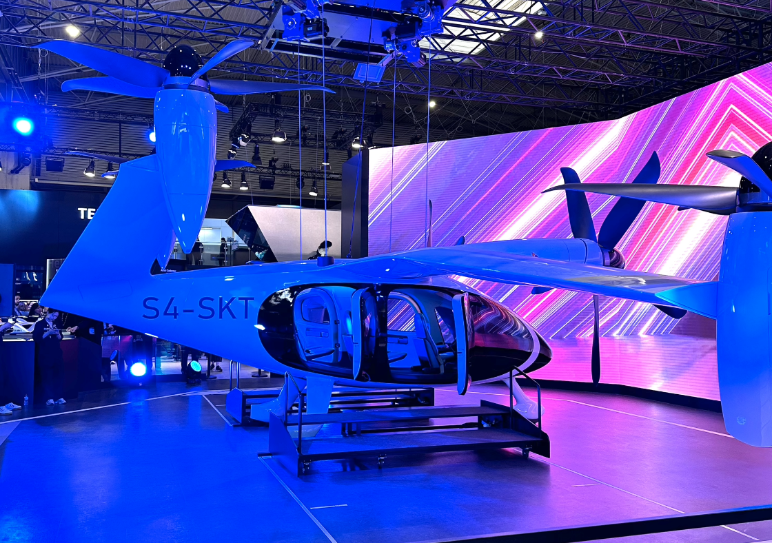 Helicopter plane