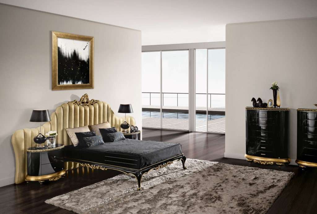 miroslavo cycle reversal painting in a room